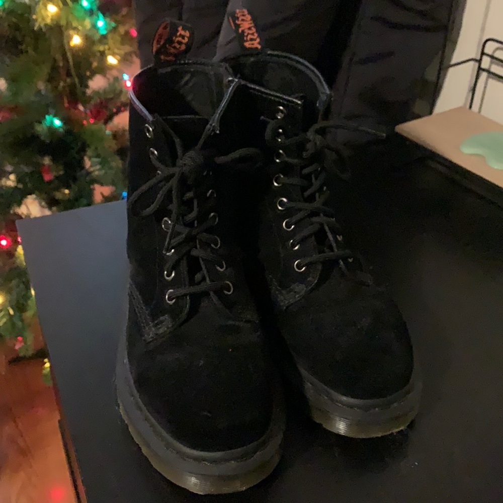 Limited edition suede dr martens